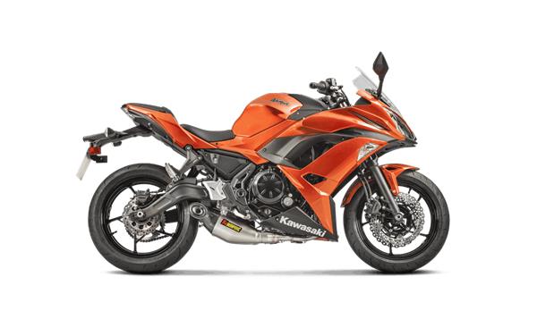 Echappement AKRA Kawasaki Z650 sur moto