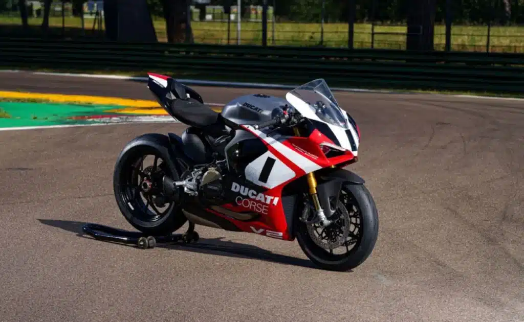 Ducati Panigale V2 Final Edition