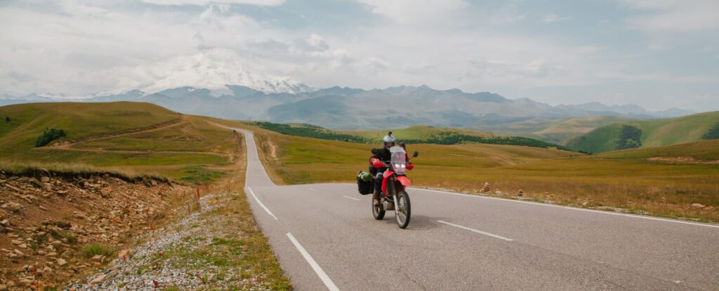 traveling-by-bike-2025-01-09-01-59-22-utc