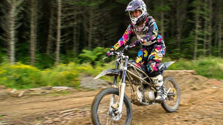 mountain-moto-fx5-the-worlds-lightest-enduro-bike-photo-galleryvideo-73942_1