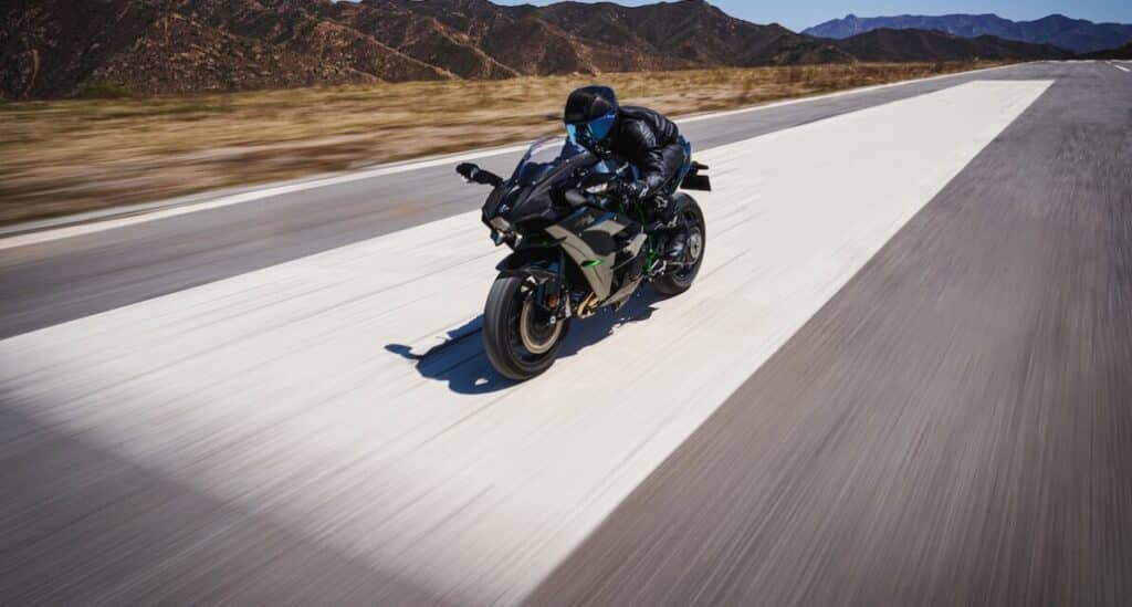 Ninja H2 2027.001-1193x640