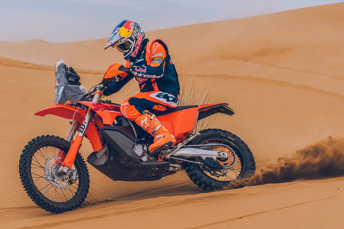 trail-ktm-450-rally-replica-2027-dune_hd