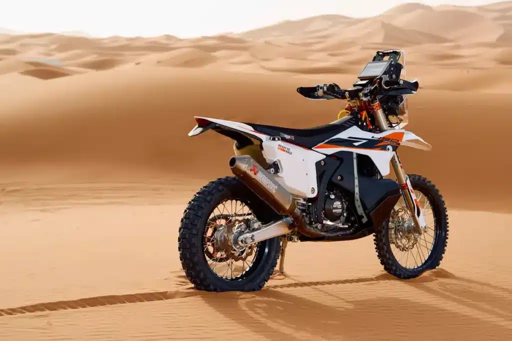 2025-KTM-450-RALLY-REPLICA